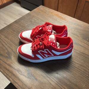New Balance 480 Red and White Shoes Size(women’s 8)